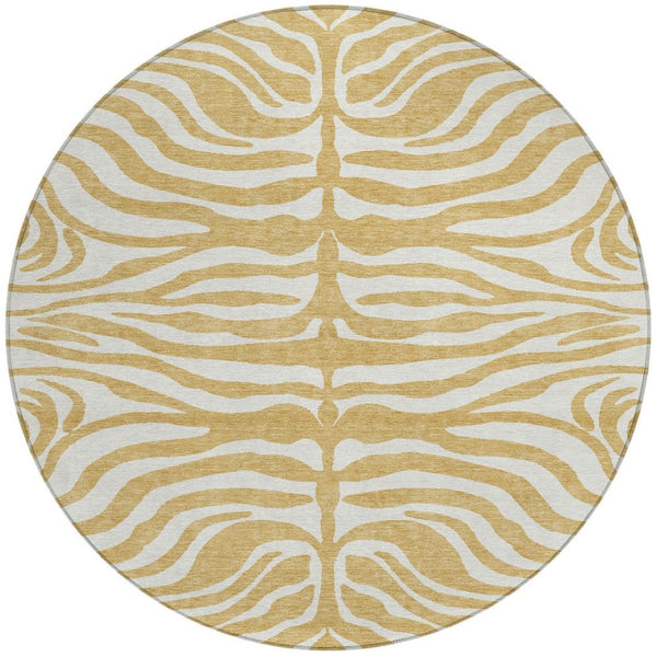 Homeroots 3' Artichoke Green And Ivory Animal Print Washable Area Rug For Indoor Or Outdoor Use, Durable Style 8' Round Polyester 600614