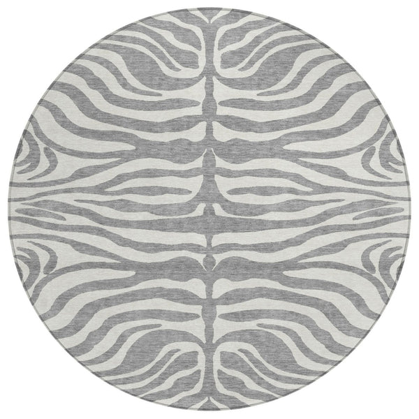 HomeRoots 5' Gray and Ivory Animal Print Area Rug - Stylish, Durable, Washable for Indoor and Outdoor Use 8' Round 600620