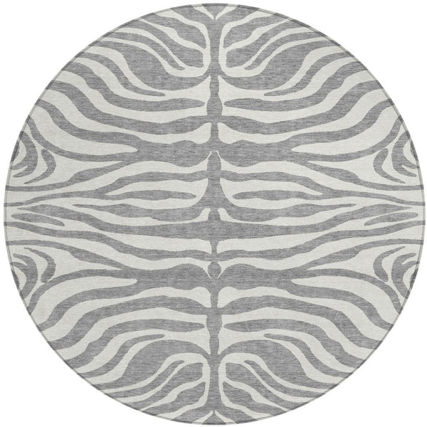 Homeroots 3' Artichoke Green And Ivory Animal Print Washable Area Rug For Indoor Or Outdoor Use, Durable Style 8' Round Polyester 600620