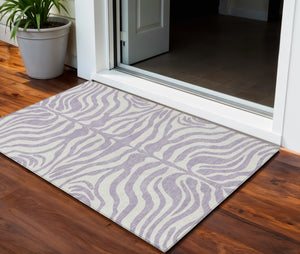 Homeroots 3' Artichoke Green And Ivory Animal Print Washable Area Rug For Indoor Or Outdoor Use, Durable Style 3' X 5' Polyester 600624