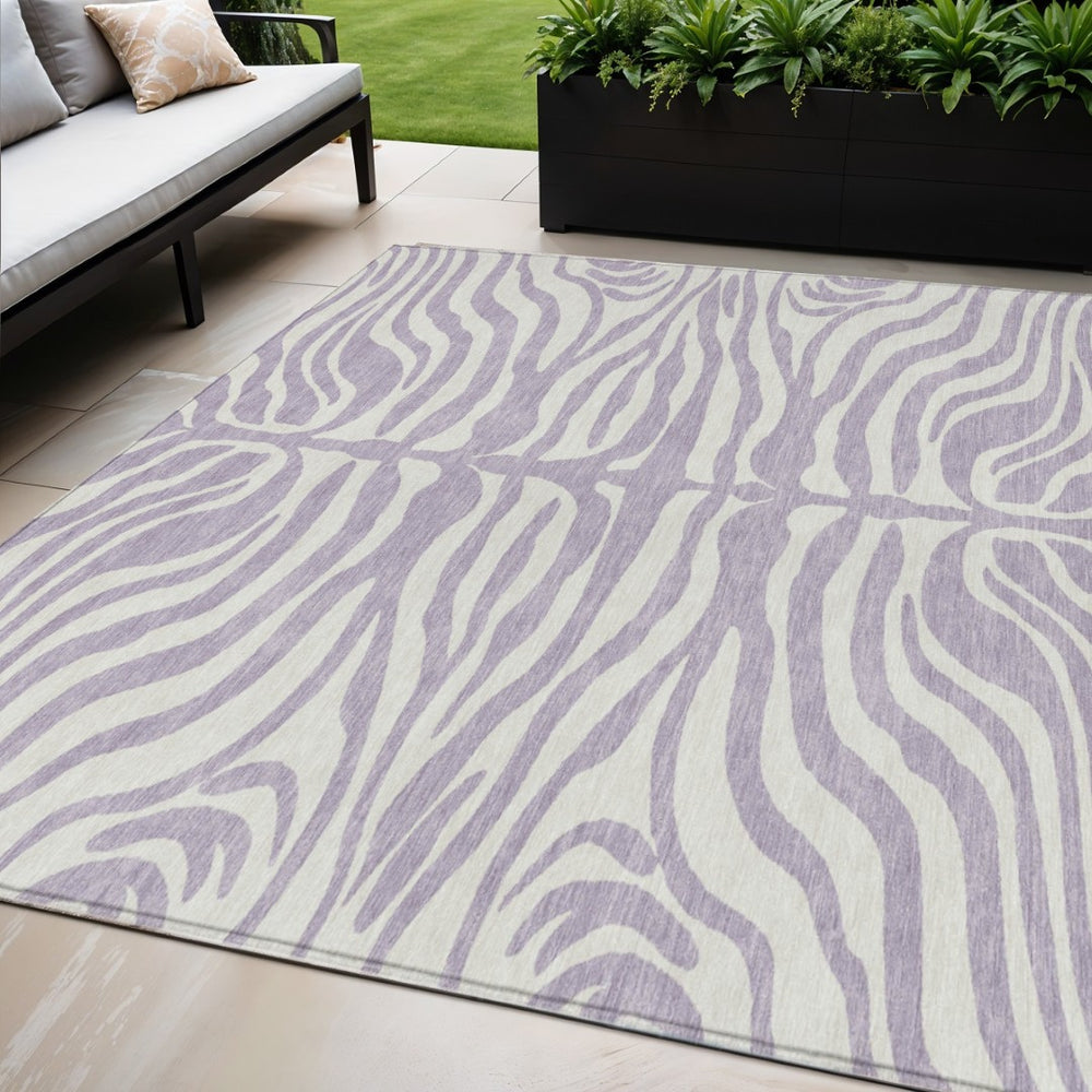 HomeRoots 5' Stylish Lavender and Ivory Animal Print Area Rug - Durable, Washable Indoor/Outdoor Design 5' X 8' 600625