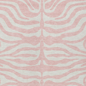 Homeroots 3' Artichoke Green And Ivory Animal Print Washable Area Rug For Indoor Or Outdoor Use, Durable Style 5' X 8' Polyester 600637