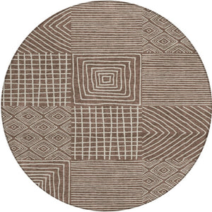 Homeroots 3' Beige And Ivory Geometric Washable Area Rug – Durable Indoor Outdoor Comfort For Any Space 8' Round Polyester 600728