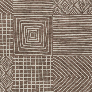 Homeroots 3' Beige And Ivory Geometric Washable Area Rug – Durable Indoor Outdoor Comfort For Any Space 9' X 12' Polyester 600730