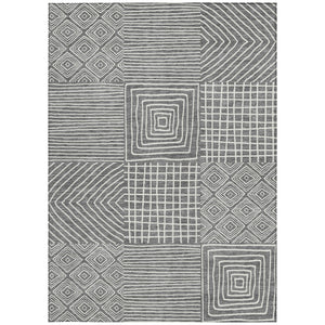 Homeroots 3' Beige And Ivory Geometric Washable Area Rug – Durable Indoor Outdoor Comfort For Any Space 3' X 5' Polyester 600732