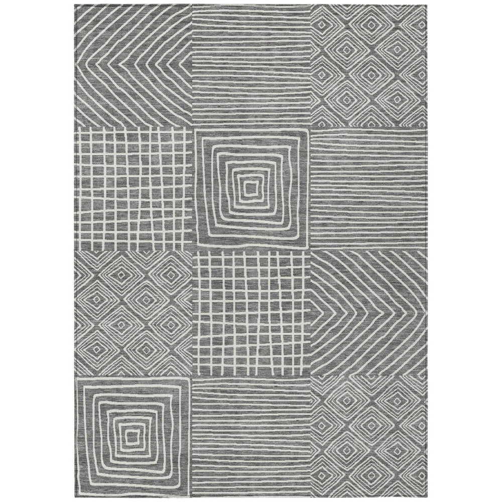 HomeRoots 5' Charcoal and Ivory Geometric Area Rug - Stylish, Washable, Durable for Indoor & Outdoor Spaces 5' X 8' 600733