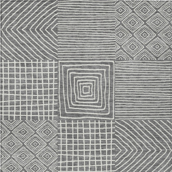 Homeroots 3' Beige And Ivory Geometric Washable Area Rug – Durable Indoor Outdoor Comfort For Any Space 10' X 14' Polyester 600737