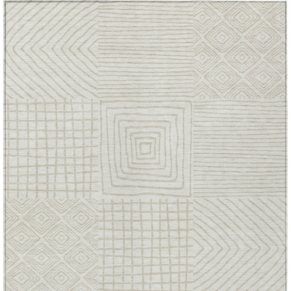 Homeroots 3' Beige And Ivory Geometric Washable Area Rug – Durable Indoor Outdoor Comfort For Any Space 3' X 5' Polyester 600744
