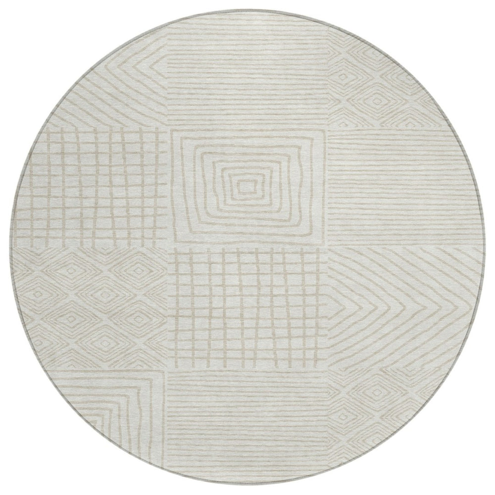 HomeRoots 5' Stylish Ivory and Beige Geometric Area Rug – Durable, Washable, Indoor/Outdoor Versatile Design 8' Round 600746