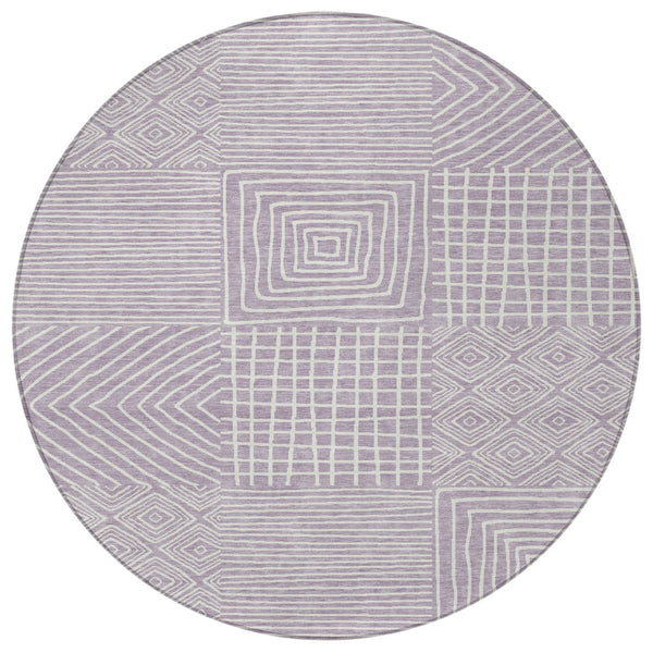 Homeroots 3' Beige And Ivory Geometric Washable Area Rug – Durable Indoor Outdoor Comfort For Any Space 8' Round Polyester 600752