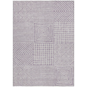 Homeroots 3' Beige And Ivory Geometric Washable Area Rug – Durable Indoor Outdoor Comfort For Any Space 8' X 10' Polyester 600753