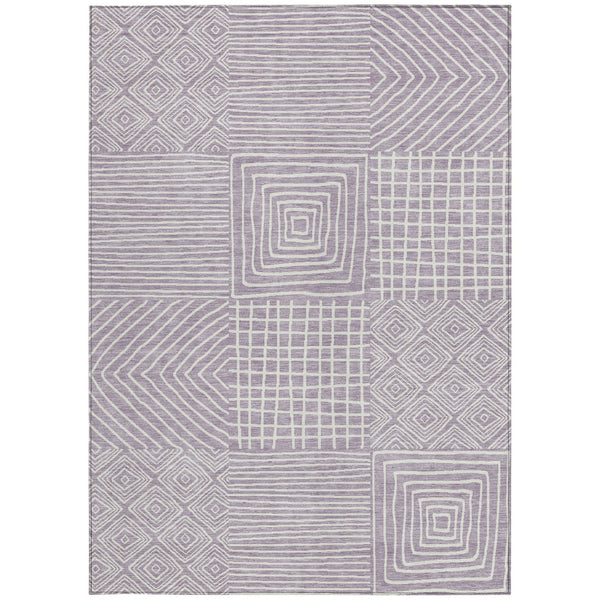 Homeroots 3' Beige And Ivory Geometric Washable Area Rug – Durable Indoor Outdoor Comfort For Any Space 8' X 10' Polyester 600753