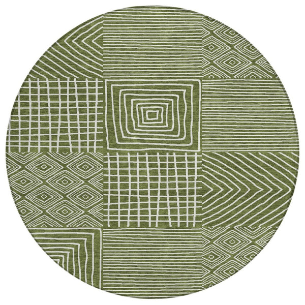 HomeRoots 5' Stylish Olive Green and Ivory Geometric Area Rug – Durable, Washable for Indoor & Outdoor Use 8' Round 600764