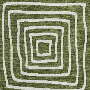Homeroots 3' Beige And Ivory Geometric Washable Area Rug – Durable Indoor Outdoor Comfort For Any Space 9' X 12' Polyester 600766
