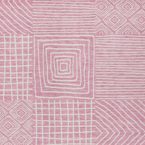 Homeroots 3' Beige And Ivory Geometric Washable Area Rug – Durable Indoor Outdoor Comfort For Any Space 8' X 10' Polyester 600771