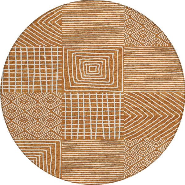 Homeroots 3' Beige And Ivory Geometric Washable Area Rug – Durable Indoor Outdoor Comfort For Any Space 8' Round Polyester 600776