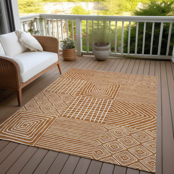 Homeroots 3' Beige And Ivory Geometric Washable Area Rug – Durable Indoor Outdoor Comfort For Any Space 10' X 14' Polyester 600779