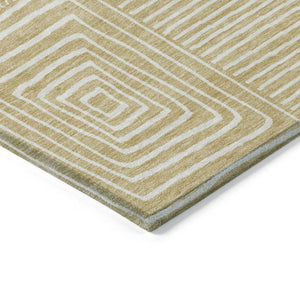 Homeroots 3' Beige And Ivory Geometric Washable Area Rug – Durable Indoor Outdoor Comfort For Any Space 8' Round Polyester 600788