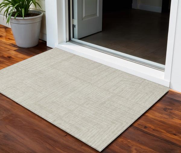 Homeroots 3' Beige And Ivory Geometric Washable Area Rug - Perfect For Indoor And Outdoor Spaces! 3' X 5' Polyester 600792