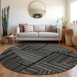 Homeroots 3' Beige And Ivory Geometric Washable Area Rug - Perfect For Indoor And Outdoor Spaces! 8' Round Polyester 600800