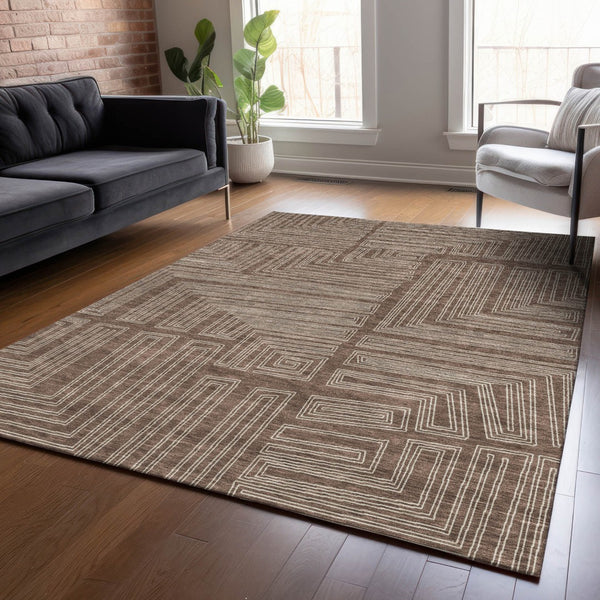 Homeroots 3' Beige And Ivory Geometric Washable Area Rug - Perfect For Indoor And Outdoor Spaces! 5' X 8' Polyester 600805