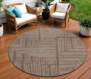 Homeroots 3' Beige And Ivory Geometric Washable Area Rug - Perfect For Indoor And Outdoor Spaces! 8' Round Polyester 600806