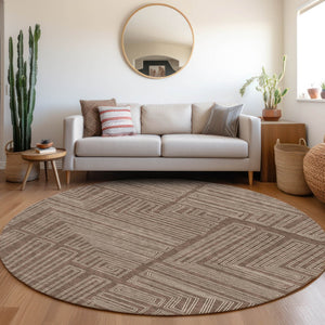 Homeroots 3' Beige And Ivory Geometric Washable Area Rug - Perfect For Indoor And Outdoor Spaces! 8' Round Polyester 600806