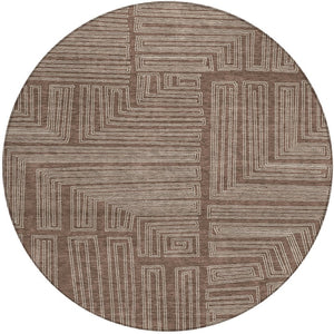 Homeroots 3' Beige And Ivory Geometric Washable Area Rug - Perfect For Indoor And Outdoor Spaces! 8' Round Polyester 600806
