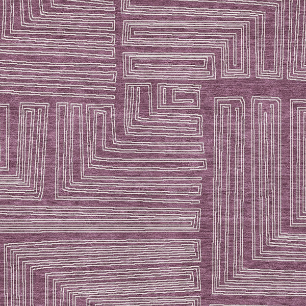 Homeroots 3' Beige And Ivory Geometric Washable Area Rug - Perfect For Indoor And Outdoor Spaces! 8' X 10' Polyester 600813