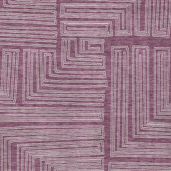 Homeroots 3' Beige And Ivory Geometric Washable Area Rug - Perfect For Indoor And Outdoor Spaces! 10' X 14' Polyester 600815