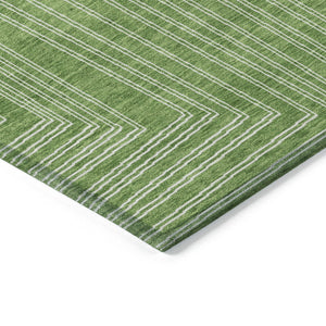 Homeroots 3' Beige And Ivory Geometric Washable Area Rug - Perfect For Indoor And Outdoor Spaces! 5' X 8' Polyester 600817