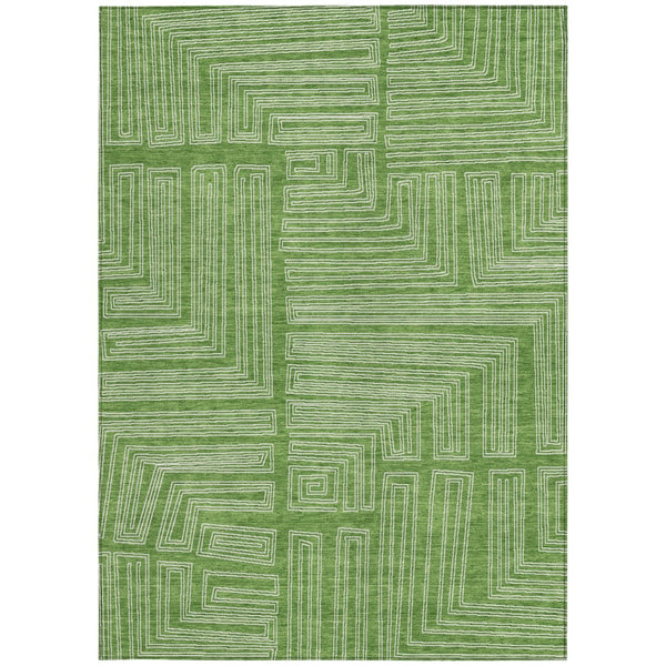 Homeroots 3' Beige And Ivory Geometric Washable Area Rug - Perfect For Indoor And Outdoor Spaces! 8' X 10' Polyester 600819