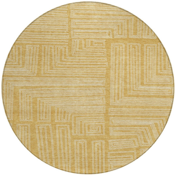 Homeroots 3' Beige And Ivory Geometric Washable Area Rug - Perfect For Indoor And Outdoor Spaces! 8' Round Polyester 600824