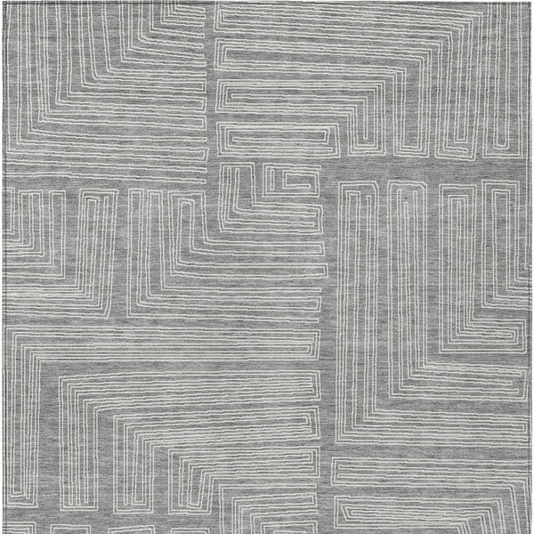 Homeroots 3' Beige And Ivory Geometric Washable Area Rug - Perfect For Indoor And Outdoor Spaces! 5' X 8' Polyester 600829