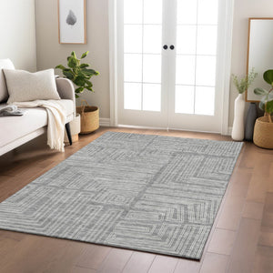 Homeroots 3' Beige And Ivory Geometric Washable Area Rug - Perfect For Indoor And Outdoor Spaces! 5' X 8' Polyester 600829