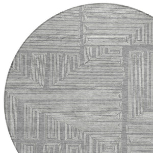 Homeroots 3' Beige And Ivory Geometric Washable Area Rug - Perfect For Indoor And Outdoor Spaces! 8' Round Polyester 600830