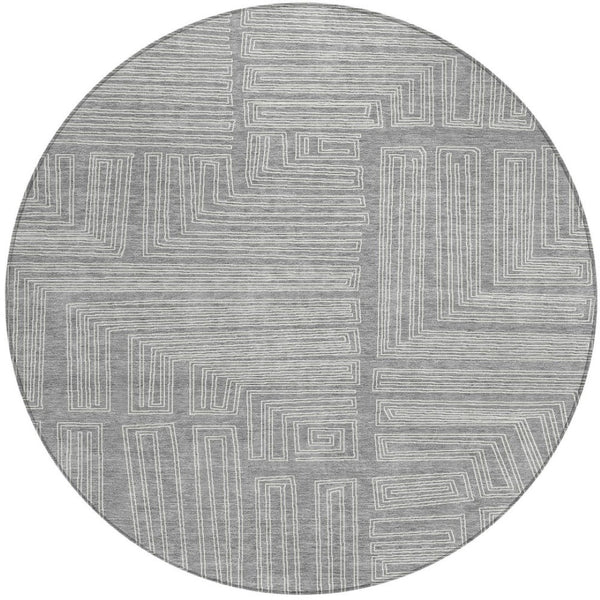 Homeroots 3' Beige And Ivory Geometric Washable Area Rug - Perfect For Indoor And Outdoor Spaces! 8' Round Polyester 600830