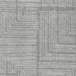 Homeroots 3' Beige And Ivory Geometric Washable Area Rug - Perfect For Indoor And Outdoor Spaces! 8' X 10' Polyester 600831