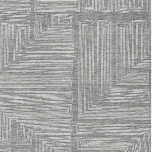Homeroots 3' Beige And Ivory Geometric Washable Area Rug - Perfect For Indoor And Outdoor Spaces! 10' X 14' Polyester 600833