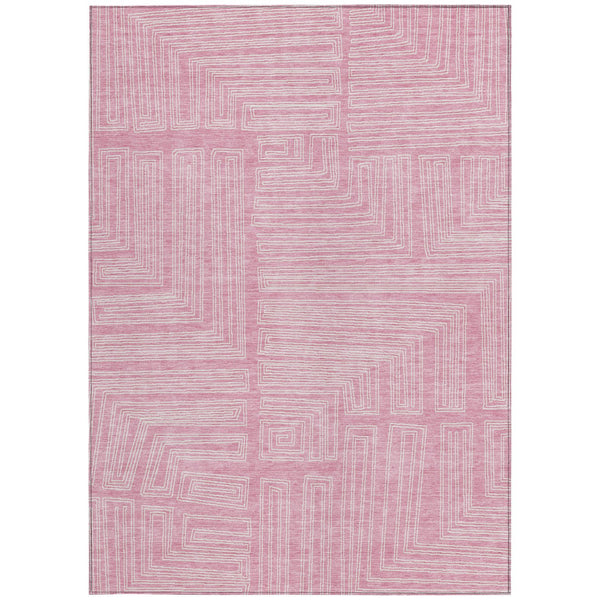 Homeroots 3' Beige And Ivory Geometric Washable Area Rug - Perfect For Indoor And Outdoor Spaces! 8' X 10' Polyester 600849