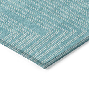 Homeroots 3' Beige And Ivory Geometric Washable Area Rug - Perfect For Indoor And Outdoor Spaces! 8' Round Polyester 600866