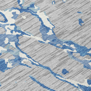 Homeroots 3' Striped Artichoke Green And Beige Washable Area Rug For Indoor And Outdoor Spaces 3' X 5' Polyester 600900