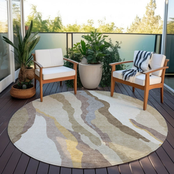 Homeroots 3' Beige Brown And Gray Abstract Washable Area Rug - Perfect For Indoor And Outdoor Spaces 8' Round Polyester 600938