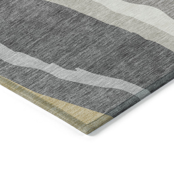 Homeroots 3' Beige Brown And Gray Abstract Washable Area Rug - Perfect For Indoor And Outdoor Spaces 8' Round Polyester 600944