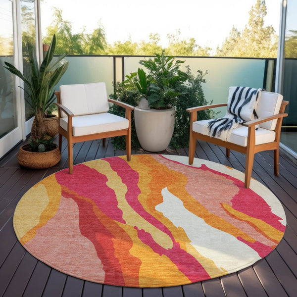 HomeRoots 5' Blush Copper and Ivory Abstract Area Rug - Durable, Washable Design for Indoor and Outdoor Use 8' Round 600950