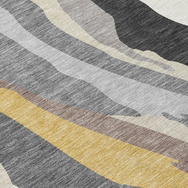 Homeroots 3' Beige Brown And Gray Abstract Washable Area Rug - Perfect For Indoor And Outdoor Spaces 8' Round Polyester 600974