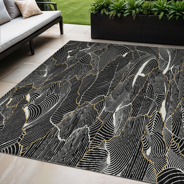 Homeroots 3' Aqua And Ivory Abstract Washable Indoor-outdoor Area Rug For Stylish Living Spaces & Patios 5' X 8' Polyester 601033