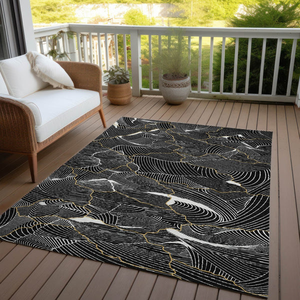 Homeroots 3' Aqua And Ivory Abstract Washable Indoor-outdoor Area Rug For Stylish Living Spaces & Patios 5' X 8' Polyester 601033