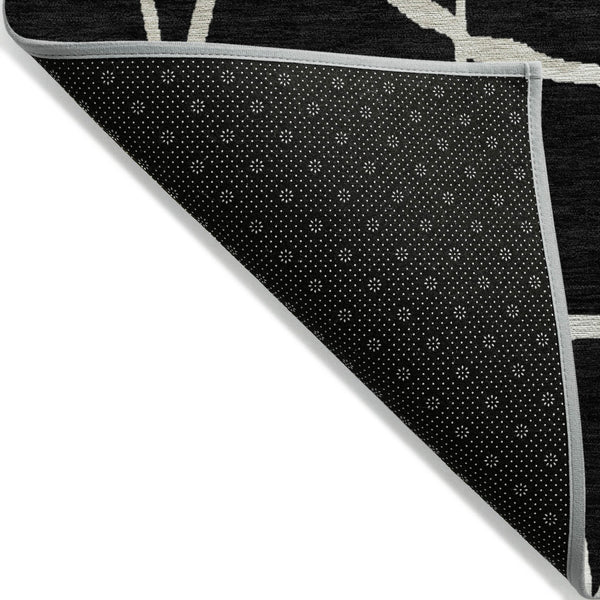 Homeroots 3' Beige And Tan Abstract Washable Area Rug For Indoor And Outdoor Spaces, Stain Resistant Design 3' X 5' Polyester 601104