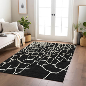 Homeroots 3' Beige And Tan Abstract Washable Area Rug For Indoor And Outdoor Spaces, Stain Resistant Design 5' X 8' Polyester 601105